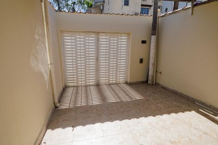 Garagem de casa à venda com 2 quartos, 85m² em Campo Grande, Rio de Janeiro