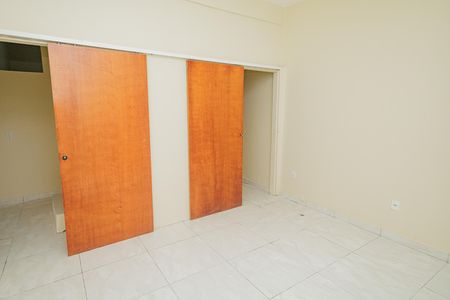 Casa à venda com 85m², 2 quartos e sem vaga Casa à venda com 85m², 2 quartos e sem vagaQuarto 1