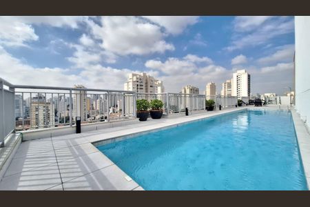 Apartamento para alugar com 27m², 1 quarto e sem vaga Apartamento para alugar com 27m², 1 quarto e sem vagaÁrea comum - Piscina