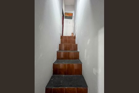 Escada  de casa à venda com 2 quartos, 44m² em Vila Heliopolis, São Paulo