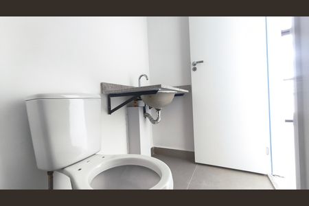 Banheiro de kitnet/studio à venda com 1 quarto, 24m² em Vila Mariana, São Paulo