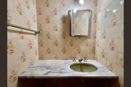 Apartamento para alugar com 120m², 2 quartos e 1 vaga