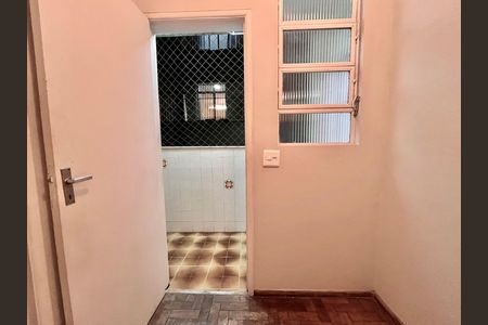 Apartamento para alugar com 120m², 2 quartos e 1 vaga