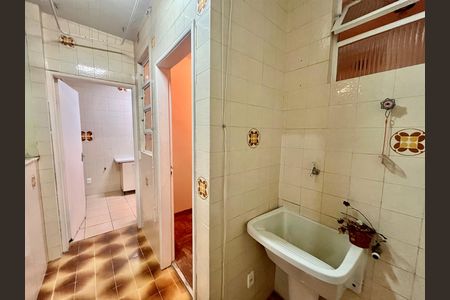 Apartamento para alugar com 120m², 2 quartos e 1 vaga