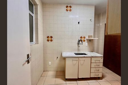 Apartamento para alugar com 120m², 2 quartos e 1 vaga