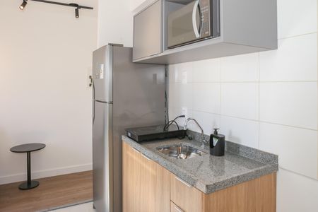Cozinha e Área de Serviço de apartamento à venda com 2 quartos, 33m² em Barra Funda, São Paulo