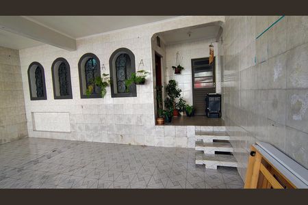 Garagem de casa à venda com 3 quartos, 160m² em Cipava, Osasco