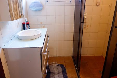 Banheiro de casa à venda com 3 quartos, 160m² em Cipava, Osasco