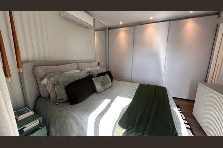 Apartamento para alugar com 4 quartos, 181m² em Jardim das Acacias, São Paulo