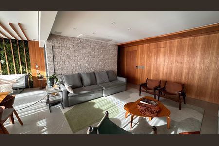 Apartamento para alugar com 4 quartos, 181m² em Jardim das Acacias, São Paulo