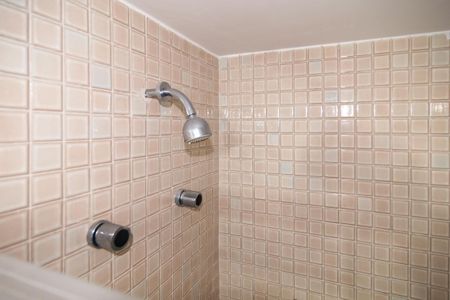 Studio para alugar com 22m², 1 quarto e sem vaga Studio para alugar com 22m², 1 quarto e sem vagaBanheiro social