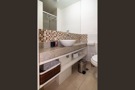 Studio para alugar com 22m², 1 quarto e sem vaga Studio para alugar com 22m², 1 quarto e sem vagaBanheiro social