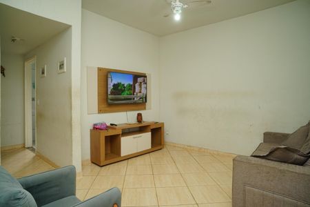 Casa para alugar com 87m², 2 quartos e 1 vaga Casa para alugar com 87m², 2 quartos e 1 vagaSala