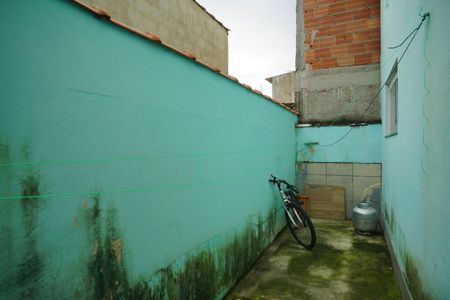 Casa para alugar com 87m², 2 quartos e 1 vaga Casa para alugar com 87m², 2 quartos e 1 vagaQuintal