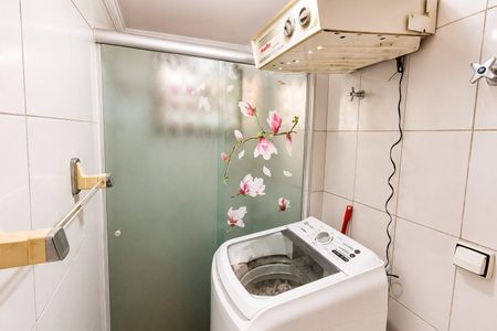 Apartamento para alugar com 60m², 2 quartos e sem vaga Apartamento para alugar com 60m², 2 quartos e sem vagaBanheiro