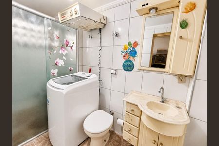 Banheiro de apartamento para alugar com 2 quartos, 60m² em Bela Vista, São Paulo
