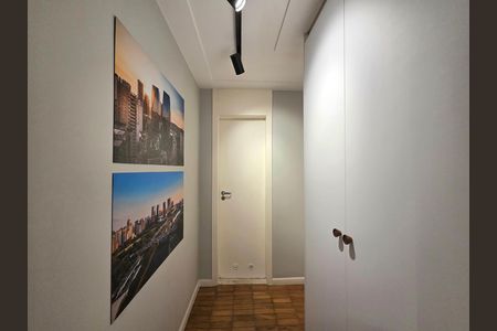 Apartamento para alugar com 84m², 1 quarto e 1 vaga Apartamento para alugar com 84m², 1 quarto e 1 vagaCorredor