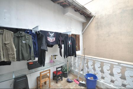 Casa à venda com 192m², 4 quartos e 2 vagasÁrea de Serviço