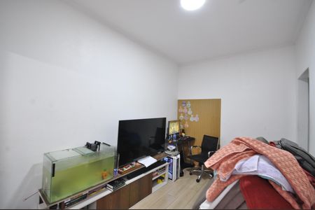 Casa à venda com 192m², 4 quartos e 2 vagasSala 2