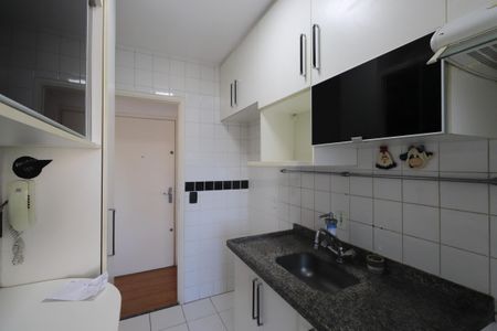 Apartamento para alugar com 57m², 3 quartos e 1 vaga Apartamento para alugar com 57m², 3 quartos e 1 vagaCozinha