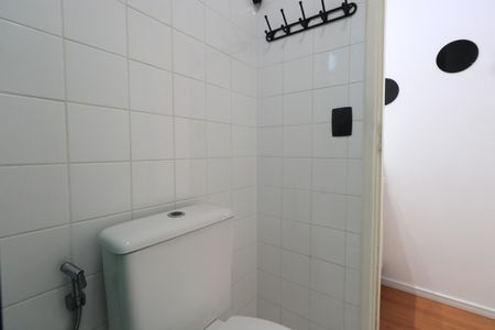Apartamento para alugar com 57m², 3 quartos e 1 vaga Apartamento para alugar com 57m², 3 quartos e 1 vagaBanheiro