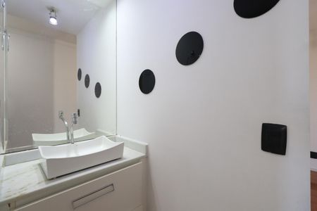 Apartamento para alugar com 57m², 3 quartos e 1 vaga Apartamento para alugar com 57m², 3 quartos e 1 vagaBanheiro