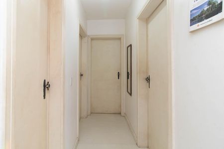 Apartamento à venda com 72m², 3 quartos e 1 vaga Apartamento à venda com 72m², 3 quartos e 1 vagaCorredor