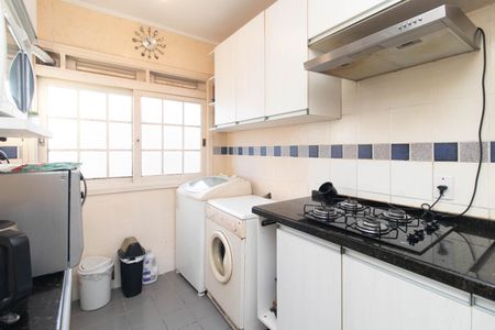 Cozinha de apartamento à venda com 3 quartos, 72m² em Cavalhada, Porto Alegre