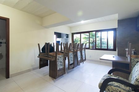 Apartamento à venda com 72m², 3 quartos e 1 vaga Apartamento à venda com 72m², 3 quartos e 1 vagaÁrea comum - Salão de festas