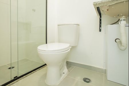 Banheiro de kitnet/studio à venda com 1 quarto, 26m² em Vila da Saúde, São Paulo