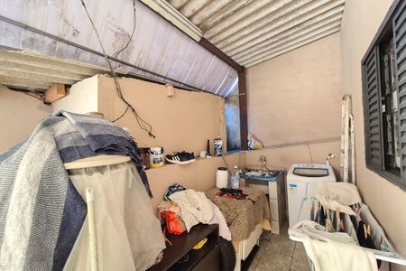 Casa para alugar com 130m², 2 quartos e 2 vagas Casa para alugar com 130m², 2 quartos e 2 vagasÁrea de Serviço