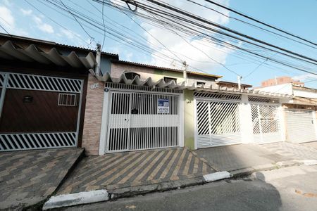 Fachada de casa à venda com 2 quartos, 101m² em Vila Araguaia, São Paulo