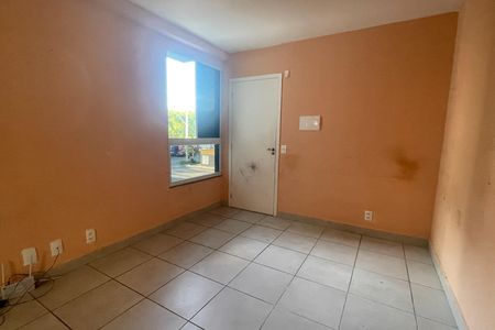 Sala de casa para alugar com 2 quartos, 45m² em Jardim Gramacho, Duque de Caxias