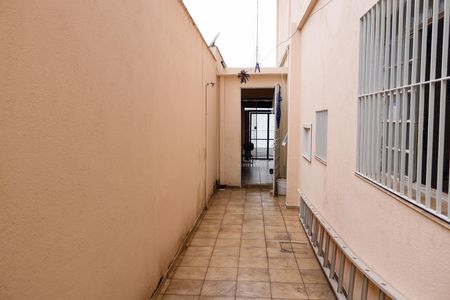 Corredor de casa à venda com 4 quartos, 172m² em Centro, Osasco