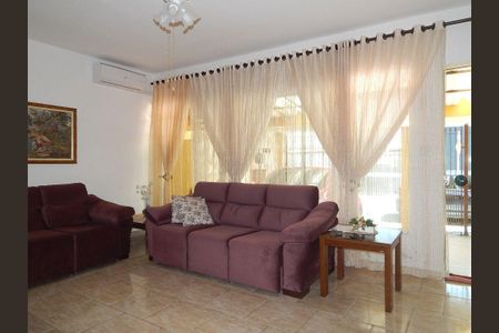 Casa à venda com 4 quartos, 420m² em Vila Marchi, São Bernardo do Campo