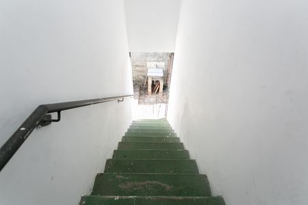 Entrada de casa para alugar com 1 quarto, 42m² em Jardim Indaia, São Paulo