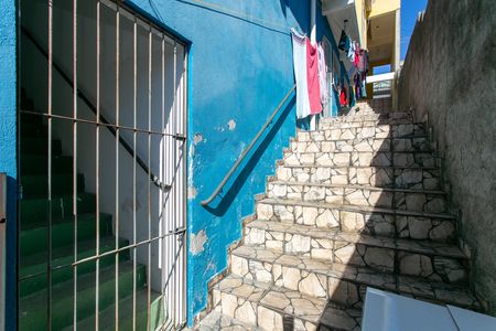 Casa para alugar com 42m², 1 quarto e sem vaga Casa para alugar com 42m², 1 quarto e sem vagaÁrea externa