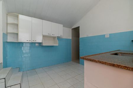 Cozinha de casa para alugar com 1 quarto, 200m² em Vila Carrão, São Paulo