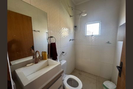 Banheiro de casa para alugar com 2 quartos, 70m² em Vila dos Andrades, São Paulo