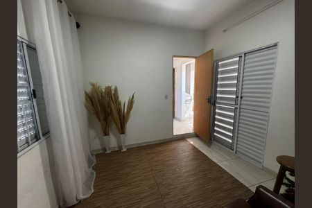 Quarto de casa para alugar com 2 quartos, 70m² em Vila dos Andrades, São Paulo
