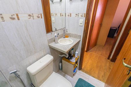 banheiro de apartamento para alugar com 2 quartos, 46m² em Santa Amelia, Belo Horizonte