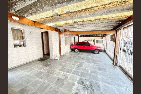 Garagem de casa à venda com 5 quartos, 246m² em Vila Isolina Mazzei, São Paulo