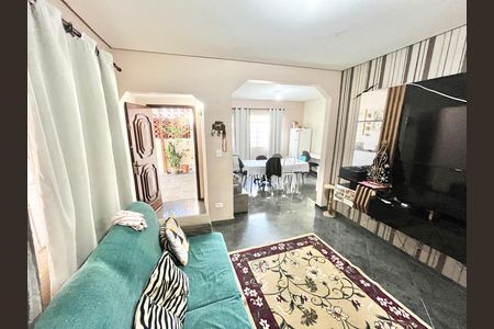 Casa à venda com 5 quartos, 246m² em Vila Isolina Mazzei, São Paulo