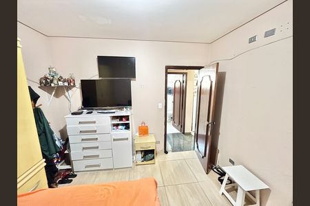 Quarto 3 de casa à venda com 5 quartos, 246m² em Vila Isolina Mazzei, São Paulo