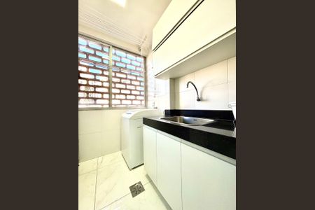 Apartamento à venda com 1 quarto, 66m² em Santo Antônio, Belo Horizonte
