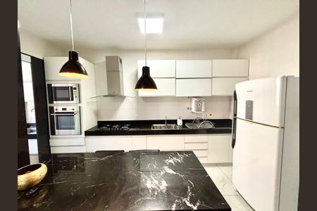 Apartamento à venda com 1 quarto, 66m² em Santo Antônio, Belo Horizonte