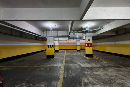 Garagem de apartamento para alugar com 1 quarto, 48m² em Guilhermina, Praia Grande
