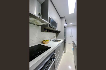 Cozinha de apartamento à venda com 2 quartos, 49m² em Barra Funda, São Paulo
