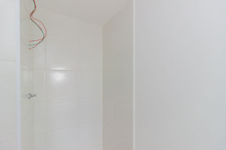 Apartamento à venda com 33m², 2 quartos e 1 vaga Apartamento à venda com 33m², 2 quartos e 1 vagaBanheiro