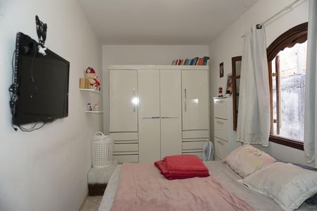 Casa para alugar com 127m², 3 quartos e 2 vagasQuarto 2